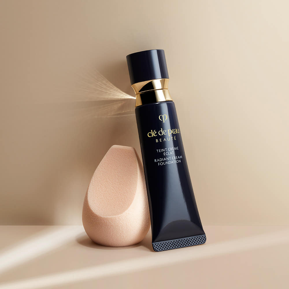 Kem nền Radiant Cream Foundation N SPF 25/ PA++ - Ảnh 4