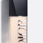 Kem nền Forever Skin Glow Radiant Foundation
